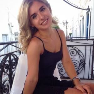 Meet your Posher, Anastacia